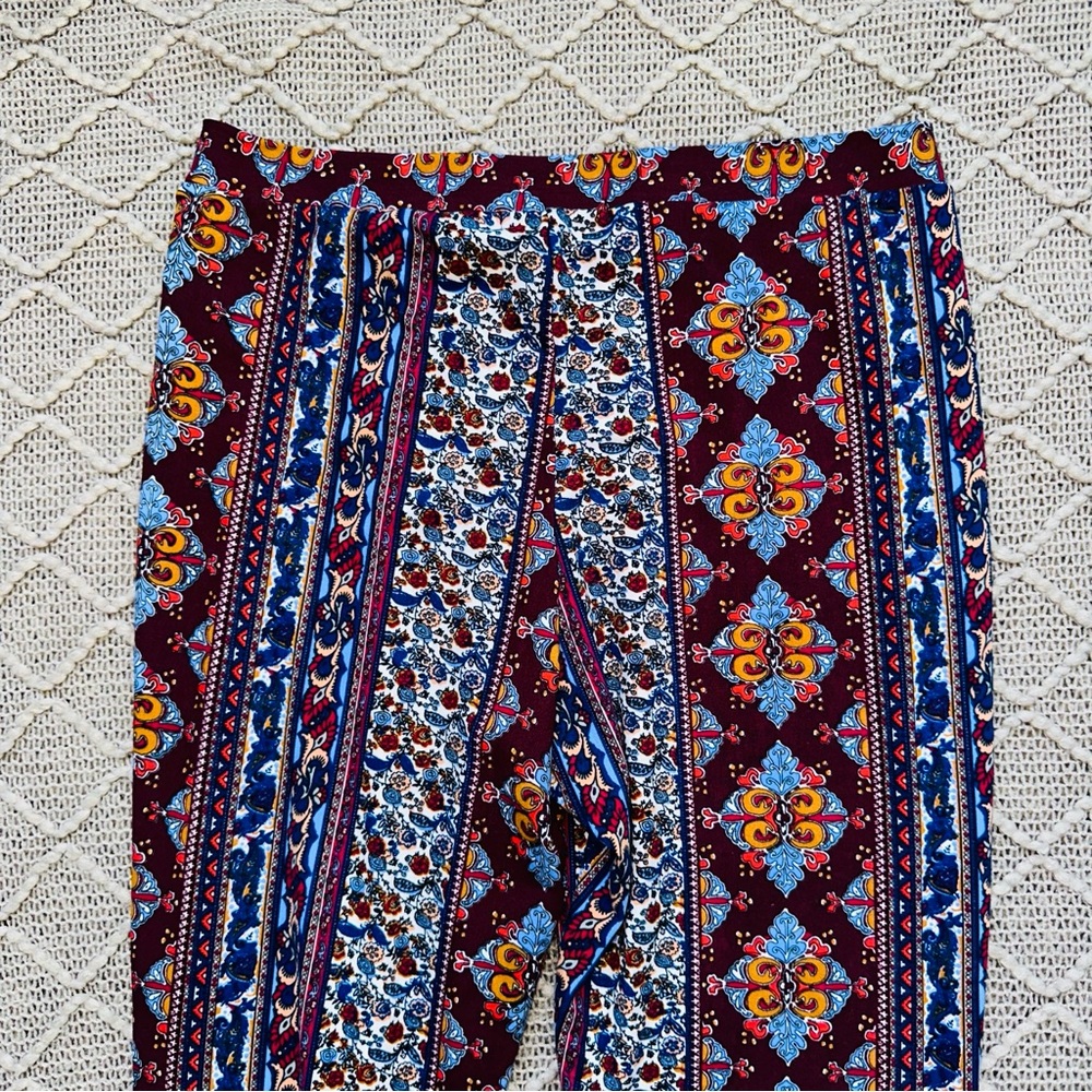 About A Girl Multicolor Patterned Flare Legging Pants Soft Large L - Picture 3 of 6